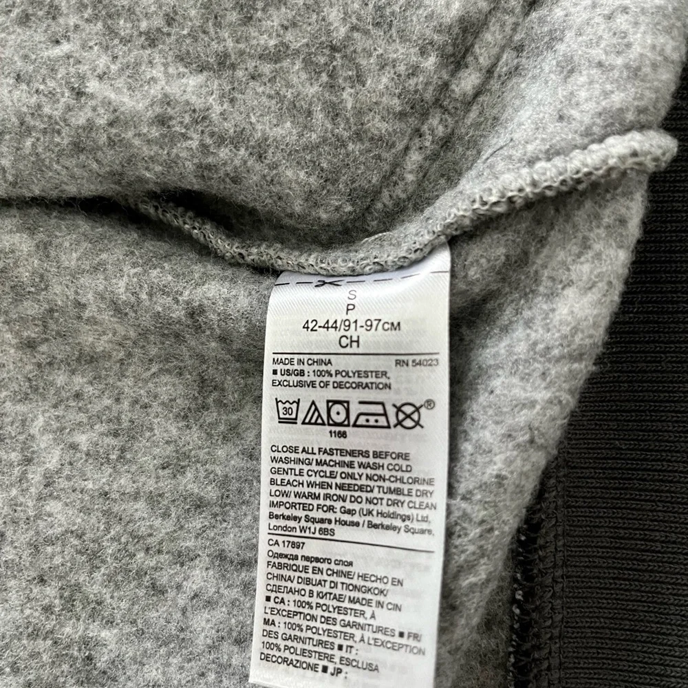 Like new banana republic grey warm jacket - Picture 7 of 7